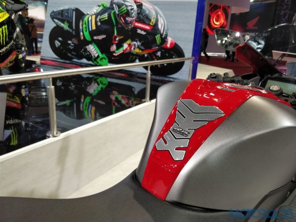 Yamaha R V Daytona Kit
