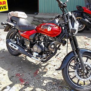 Bajaj Avenger Street