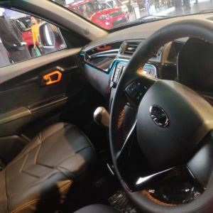 Mahindra KUV Xtreme dashboard