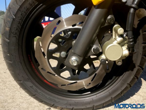 TVS NTORQ 125: Standard front disc brake works very well. Varrrrry Naaicceee TVS NTORQ 125: Standard front disc brake works very well. Varrrrry Naaicceee