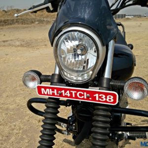 New  Bajaj Avenger  Street Review