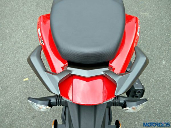 New 2018 TVS Apache RTR160 4V Review (14) New 2018 TVS Apache RTR160 4V Review (14)