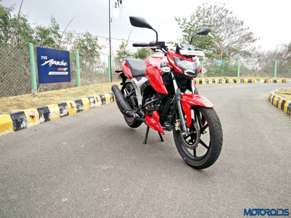 New 18 Tvs Apache Rtr160 4v Review Performance India Price Image Gallery Tech Specs And Details New 18 Tvs Apache Rtr160 4v Review Performance India Price Image Gallery Tech Specs And Details