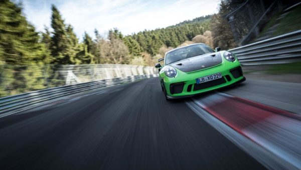 Porsche 911 GT3 RS Nurburgring new record