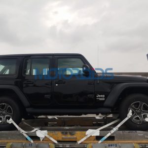 Jeep Wrangler  Door And  Door Arrive In India