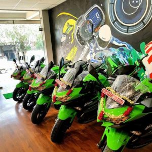 Kawasaki Delhi Delivers Five Ninja  Motorcycles In A Single Day
