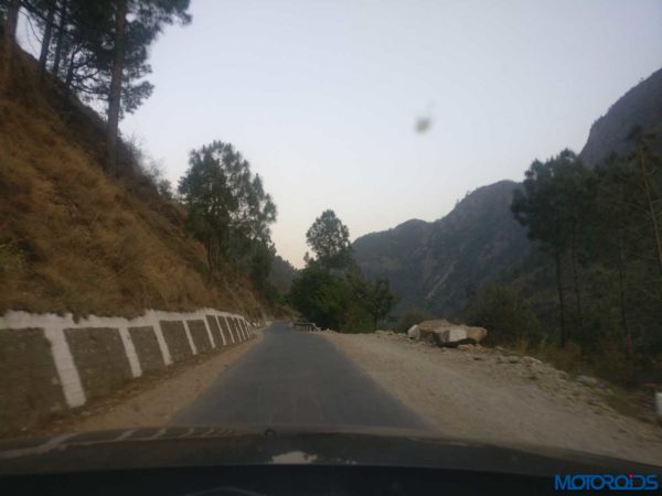Nissan Terrano to Jalori Pass 010 Road to Jibhi