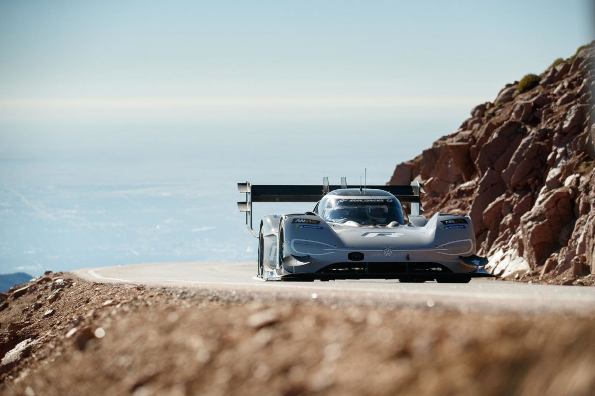 Volkswagen ID R Pikes Peak Sets New Record At  Pikes Peak