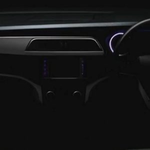 Mahindra Marazzo interior