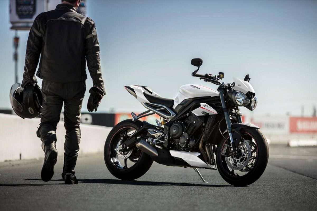 Triumph Street Triple RS Crystal White