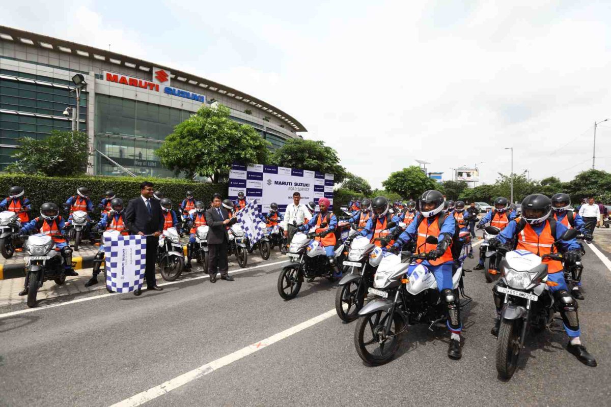 Maruti Suzukis Quick Response Team On Bikes Offer Road side Assistance