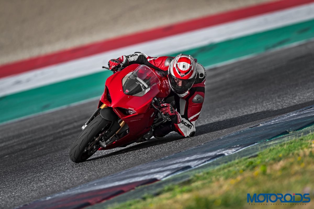 PANIGALE V S