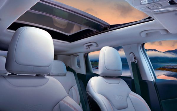 Jeep Compass limited plus sunroof