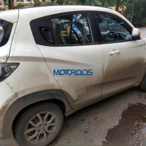 Mahindra KUV  Nxt AMT side