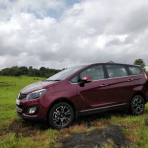 Mahindra Marazzo Launch exterior side