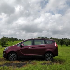 Mahindra Marazzo Launch side view