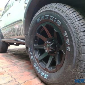 Varun Pajero Sport tyre