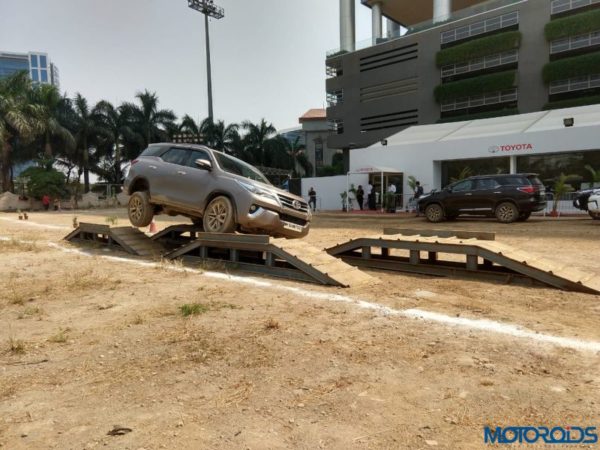 Fortuner off road camp articulation entry