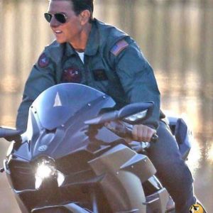 Kawasaki H Tom Cruise rolling side