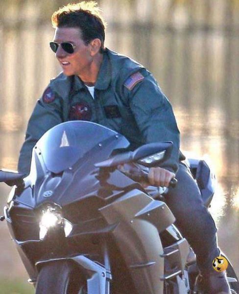 Kawasaki H Tom Cruise rolling side