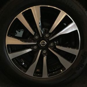 Nissan Kicks India wheels