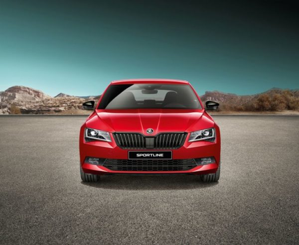 Skoda Superb Sportline front