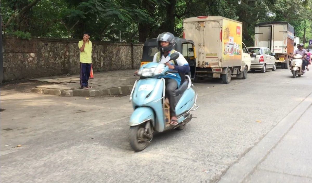 Wrong side driving in India