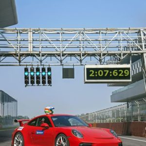 GT sets lap record