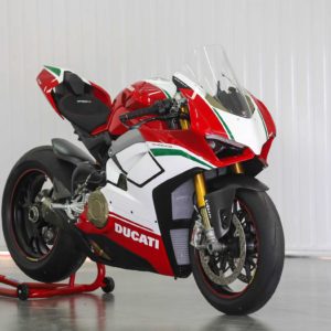 First Panigale V Speciale delivered paddock