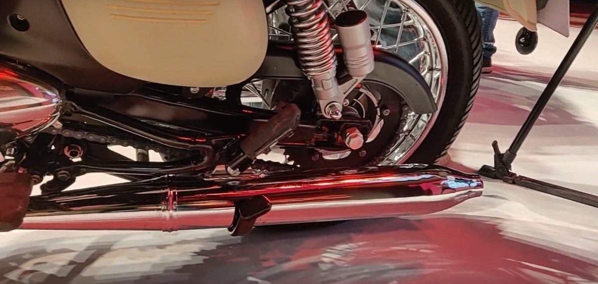 Jawa Exhaust system