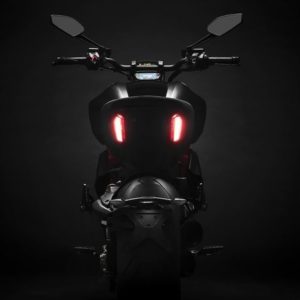 MY  Ducati Diavel
