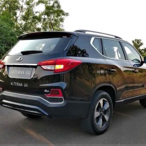 Mahindra Alturas G rear three quarters