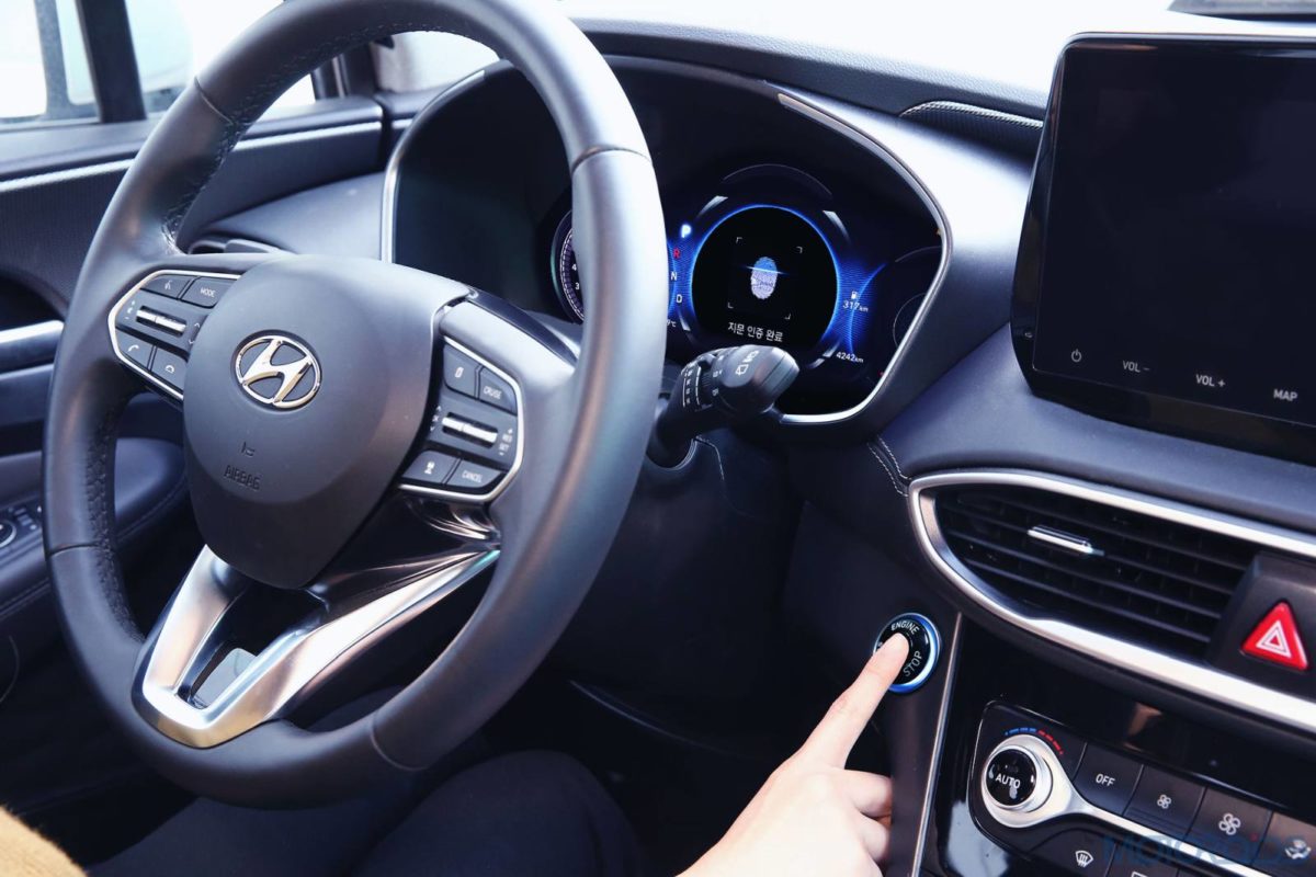 Hyundai fingerprint technology press photo