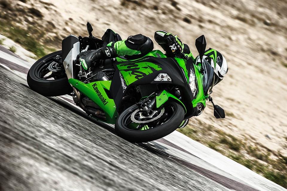 Kawasaki-Ninja-300