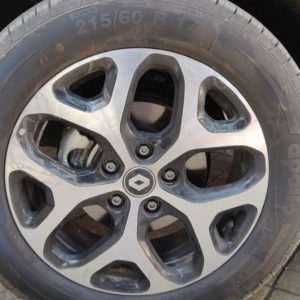 Renault Captur Petrol Alloy wheel pattern