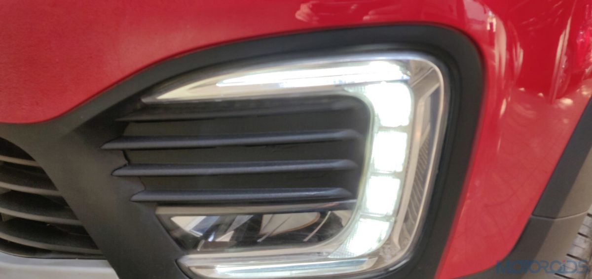 Renault Captur Petrol LED DRL Renault Captur Petrol LED DRL