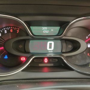 Renault Captur Petrol MID Screen