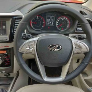 Mahindra XUV  W Diesel steering wheel