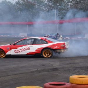 Tandem Drifting by Gautam Hari Singhania and Gaurav Gill