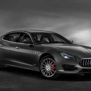 Maserati Quattroporte front quarter