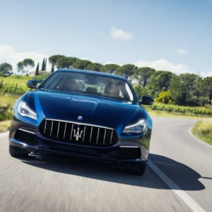 Maserati Quattroporte rolling front low