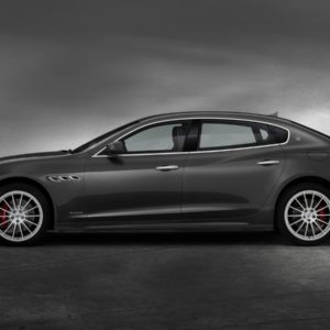 Maserati Quattroporte side profile