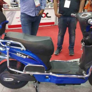 Avan Motors Xero blue side