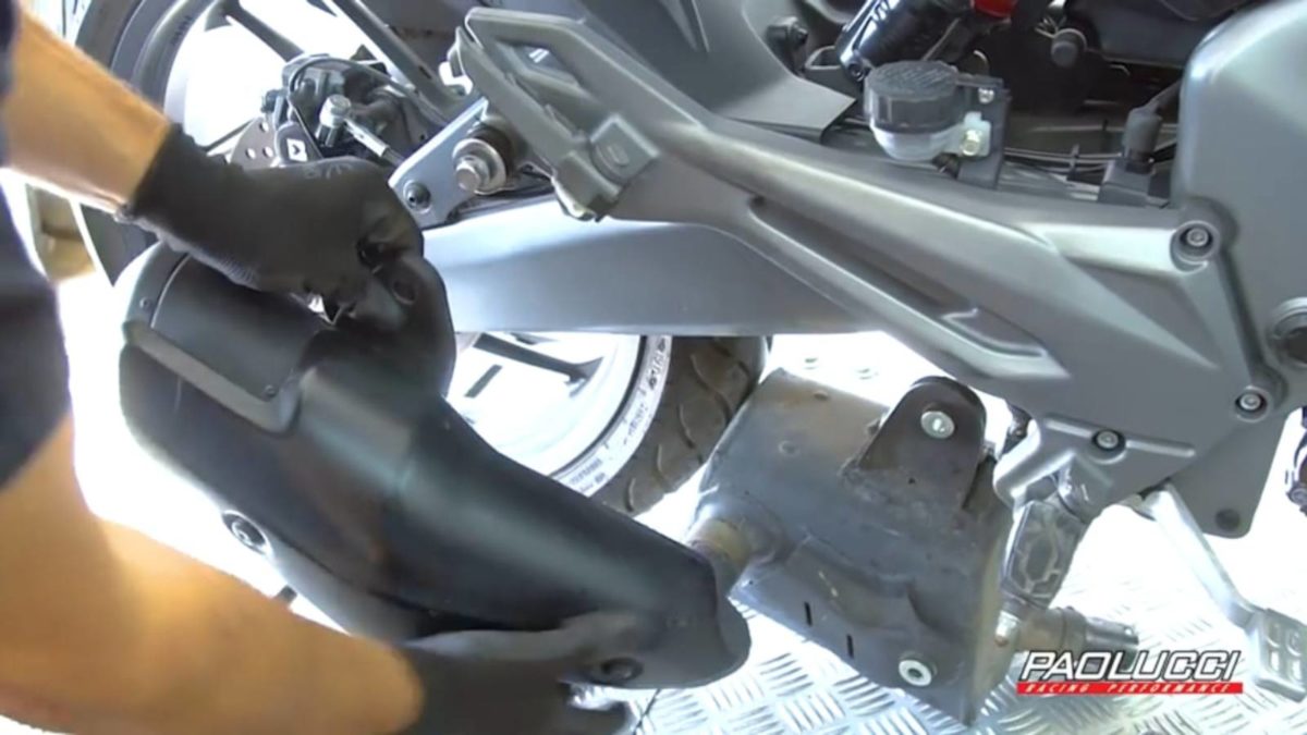 Dominar 400 exhaust removal