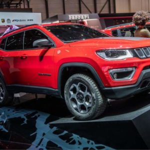 Jeep Compass PHEV front
