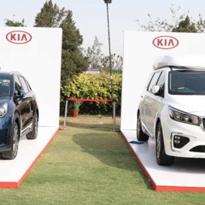 Kia Niro and Carnival