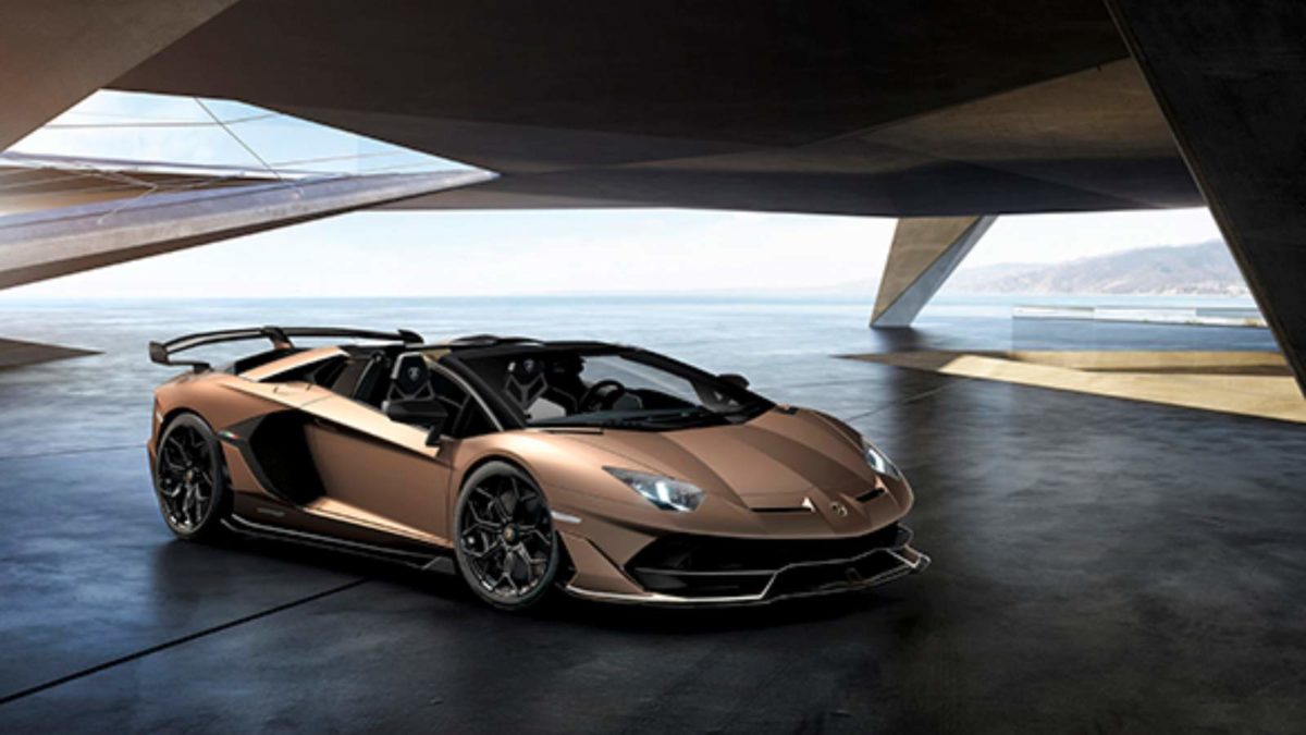 Lamborghini Aventador SVJ Roadster featured