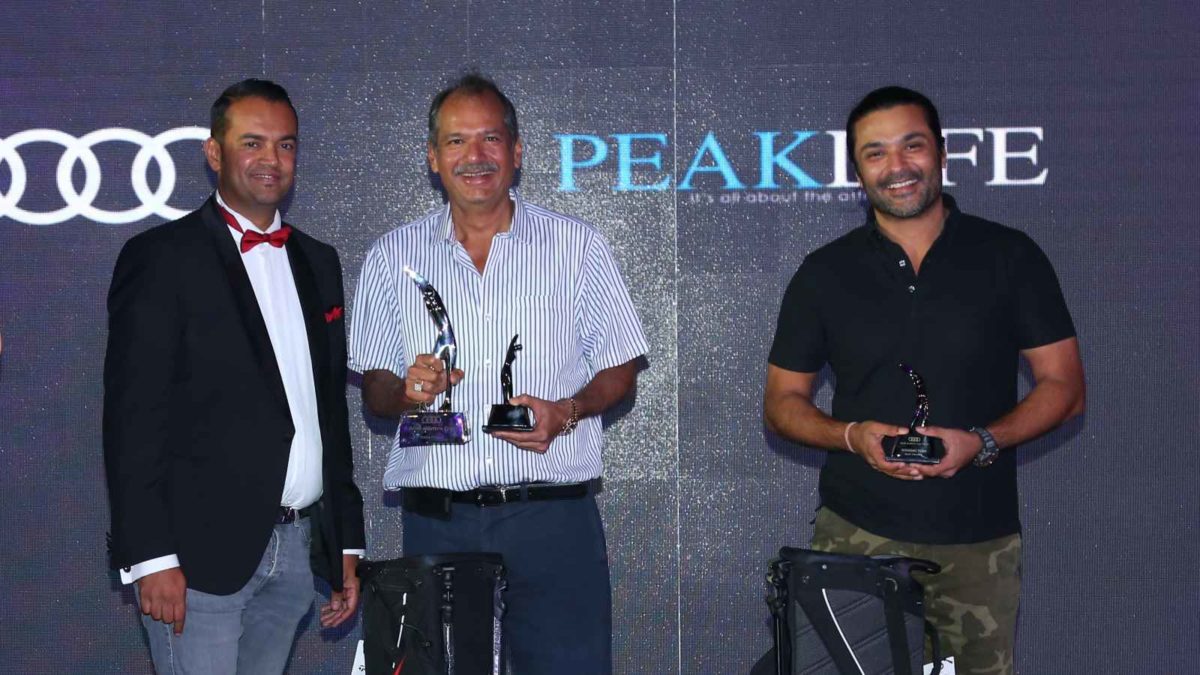Mr. Ansari posing with the Mumbai winners
