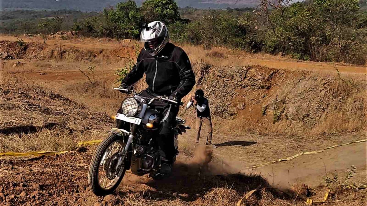 Royal Enfield Bullet Trials sideways