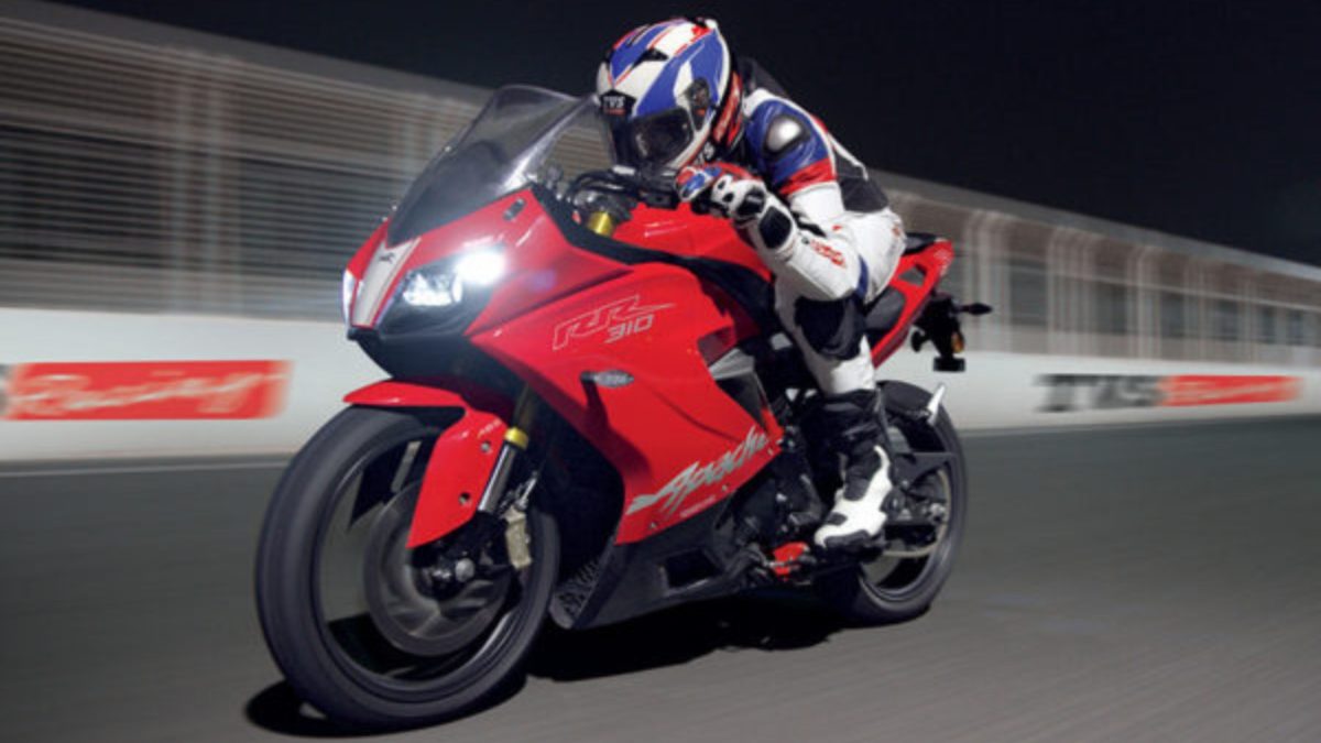 TVS Apache RR  On track